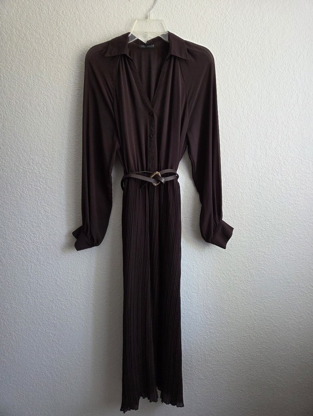 Like New  Zara Pleated midi Dress